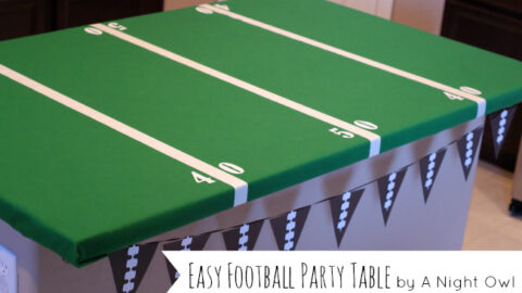 Easy Football Field Party Table by { anightowlblog.com }