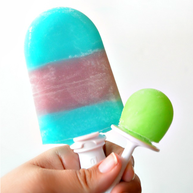 How cute are these Mike and Sulley Popsicles?! Fun and so easy to make!