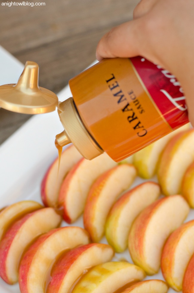 Caramel Apple Nachos | anightowlblog.com