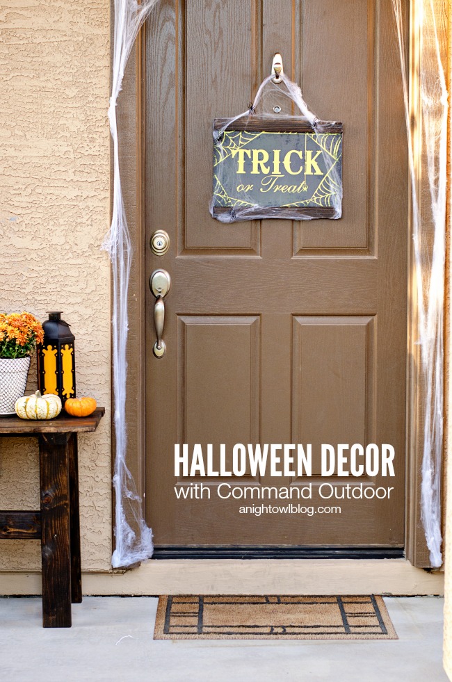 Easy Halloween Decor with Command Outdoor | anightowlblog.com