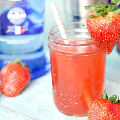 Strawberries and Cream Cocktail |anightowlblog.com