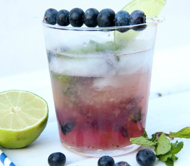 Blueberry Mojito | anightowlblog.com