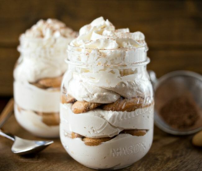 No Bake Tiramisu Cheesecake - a delicious and easy dessert you can make in just minutes!