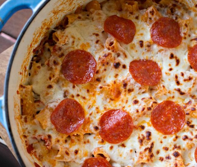 This One Pot Pizza Rigatoni is a breeze to make and a delicious family favorite!