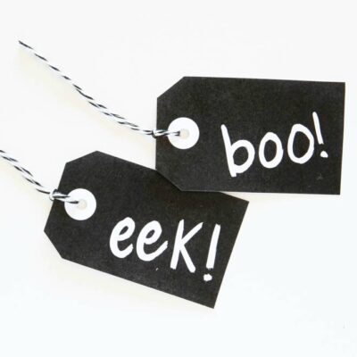 These Boo Eek Gift Halloween Tags make a fun last-minute gift idea for Halloween.