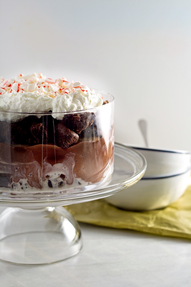 Christmas Brownie Trifle - all the flavors of the holidays in one easy to assemble and delicious dessert!