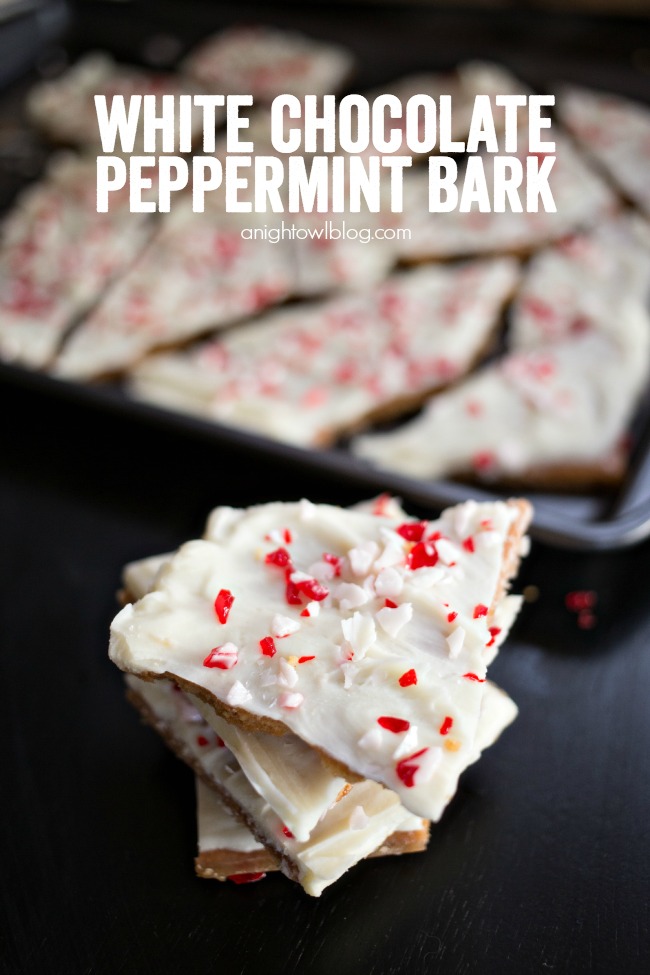 White Chocolate Peppermint Candy Bark - an easy and delicious bark with a delicious graham cracker crunch and creamy peppermint white chocolate! Perfect for holiday guests or given as a gift!