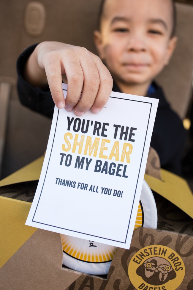 Breakfast Bagel Gift Basket - such a great gift idea for teachers, neighbors and more! With FREE cute printable tags.