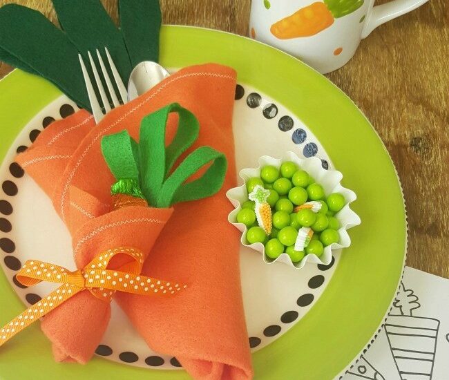 Create easy felt carrot utensil and treat holders for a fun Kids Easter Table!
