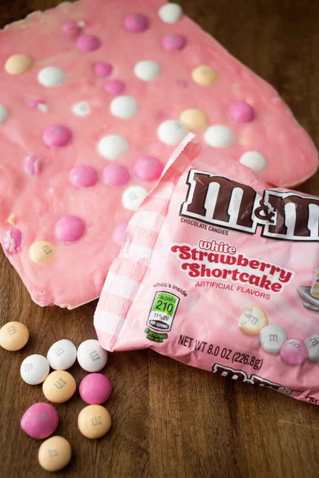 This Strawberry Shortcake Fudge is a quick and easy spring treat featuring delicious M&M's White Strawberry Shortcake!