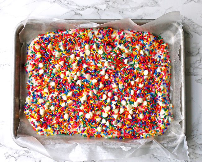 Rainbow Frozen Yogurt Bark is so easy to make that it is the perfect quick snack or dessert. 