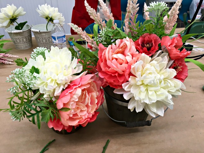 Create a beautiful DIY Boho Floral Arrangement in just a few easy steps! 