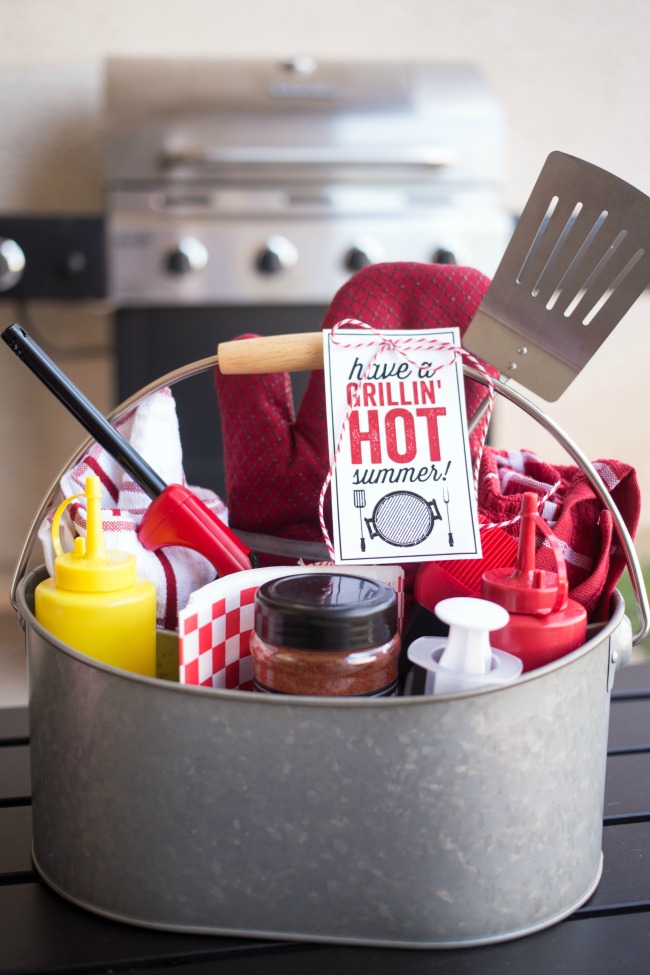 Perfect for summer entertaining, whip up or gift a Grillin' Gift Caddy for all your BBQing needs!