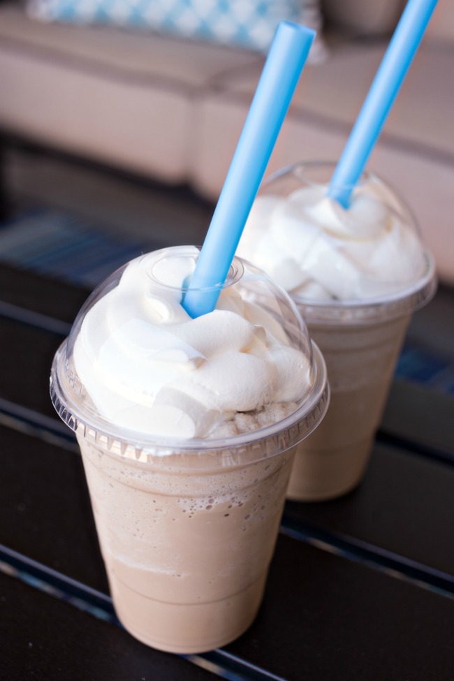 Homemade Frosted Coffee - the perfect coffee treat for the summer!