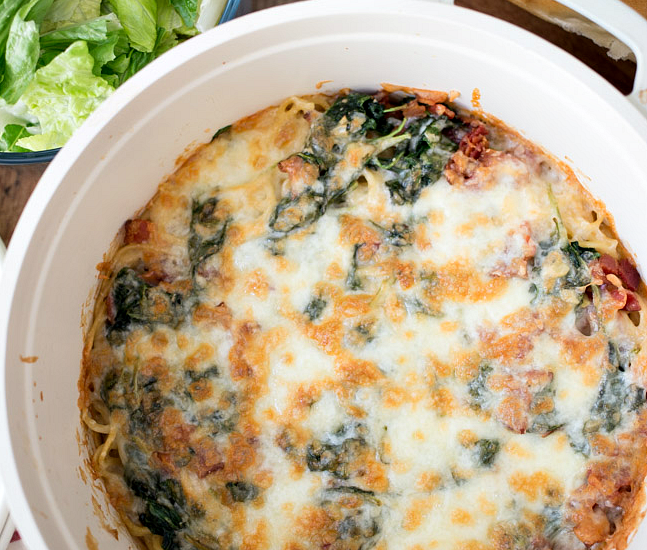 This Spinach and Bacon Creamy Pasta Bake is a delicious and easy weeknight meal the whole family will love!
