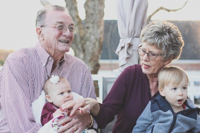 Tips on How To Plan A Multi-Generational Family Vacation