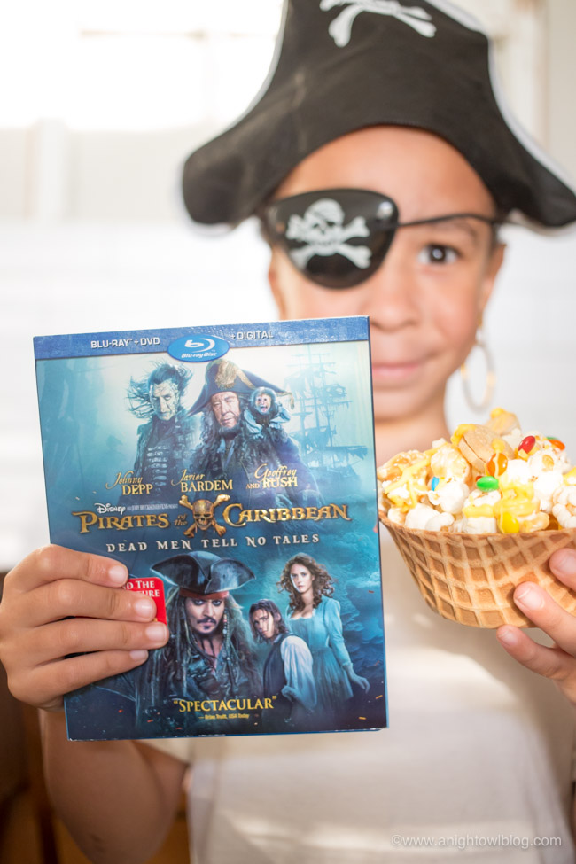 Buy Pirates Of The Caribbean: Dead Men Tell No Tales on Bluray today and whip up some Pirate Popcorn Munch for a swashbuckling good family movie night!