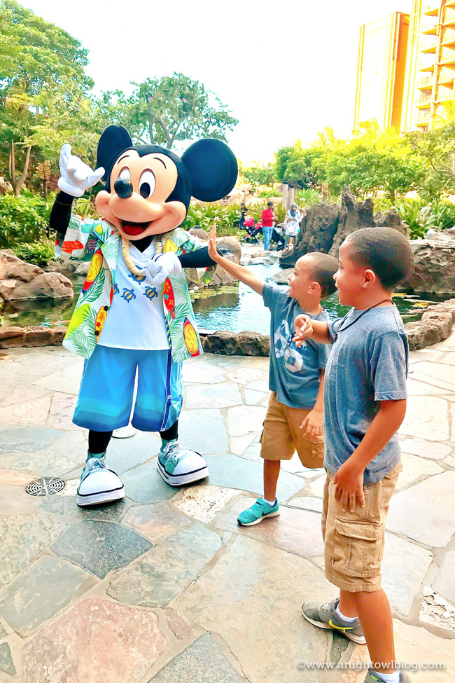 From Dining and Accommodations to The Disney Difference, discover 10 Reasons to Take Your Family to Aulani - A Disney Resort & Spa.