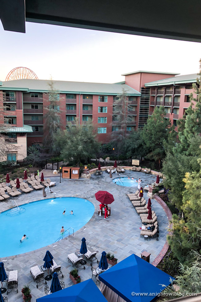 From Extra Magic Hours to a Private Entrance into Disney's California Adventure Park, check out our top 10 Reasons to Stay at Disney's Grand Californian Hotel & Spa. #Disneyland #DisneylandHotel