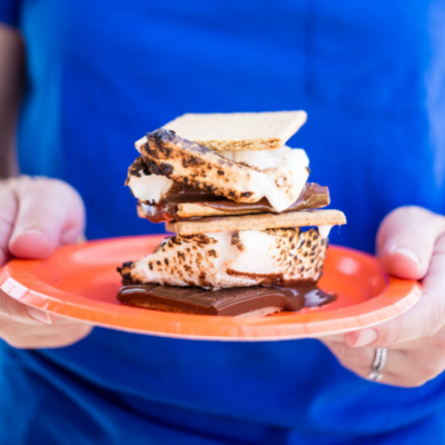 This summer, make s’mores your go-to dessert with a fun and easy Build-Your-Own S’mores Bar!