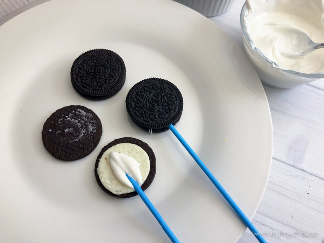 These Shark Oreo Pops are easy, tasty and fun! The perfect #SharkWeek or shark party treat for the kids or shark lover in your life!