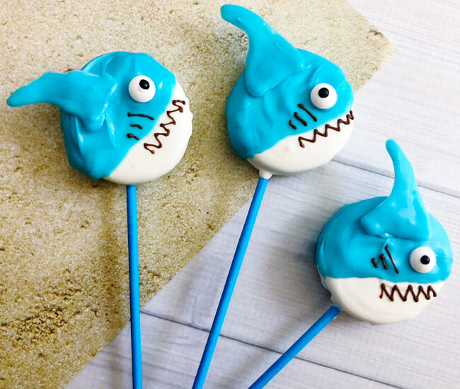 These Shark Oreo Pops are easy, tasty and fun! The perfect #SharkWeek or shark party treat for the kids or shark lover in your life!