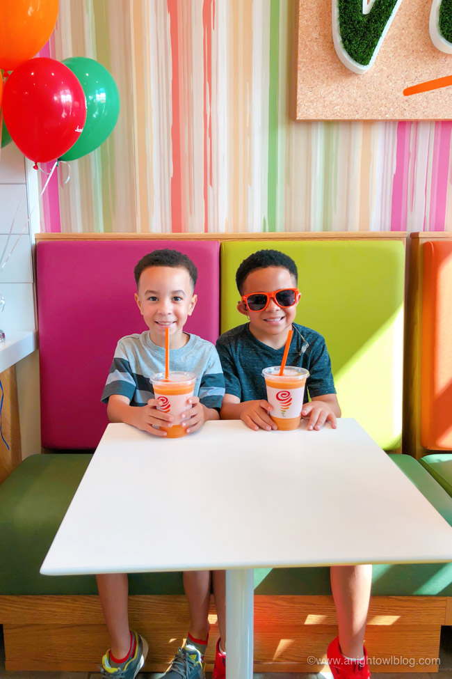 If you're in the Phoenix area, stop by the NEW Jamba Juice location in Phoenix off 7th Avenue and Osborn to get your Jamba fix: a healthy breakfast, quick lunch or a delicious snack!