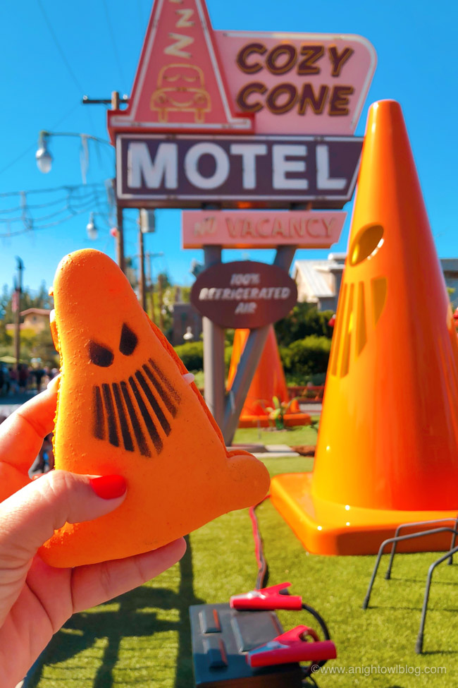 Spoke-y Cone Macaron from Cozy Cone Motel | From the Mickey Mummy Macaron to the Bat Wing Raspberry Sundae, check out our picks for The BEST Disneyland Halloween Treats! #Disneyland #HalloweenTime