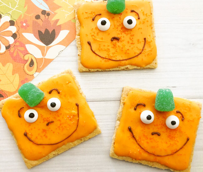 Perfect for Spookley fans, whip up these adorable and easy Spookley the Square Pumpkin Halloween Treats for your Halloween party and more!
