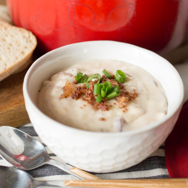 Made with yummy bacon and white cheddar, you're going to relive your Epcot Canada Pavilion days with this popular Disney Recipe: Le Cellier Canadian Cheddar Cheese Soup!