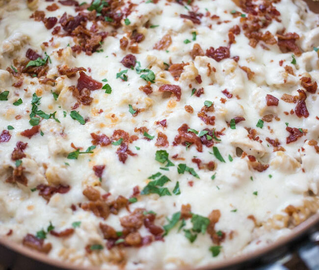 Perfect for a quick weeknight meal, whip up this delicious Easy Chicken Bacon Ranch Pasta with just a few shakes of your Hidden Valley Ranch Seasoning Shaker!