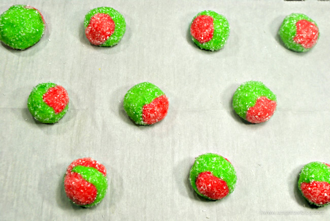Perfect for your Grinch movie night, whip up these delicious and Easy Grinch Crinkle Cookies!
